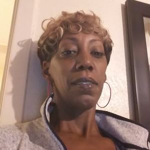 Meet your Posher, Monique